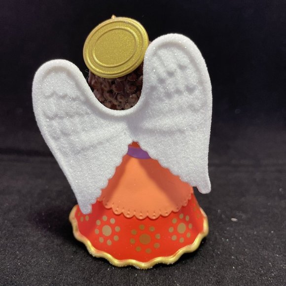 Hallmark Keepsake 2022 Heirloom Angels Series Christmas Ornament New In Box - Picture 2 of 8